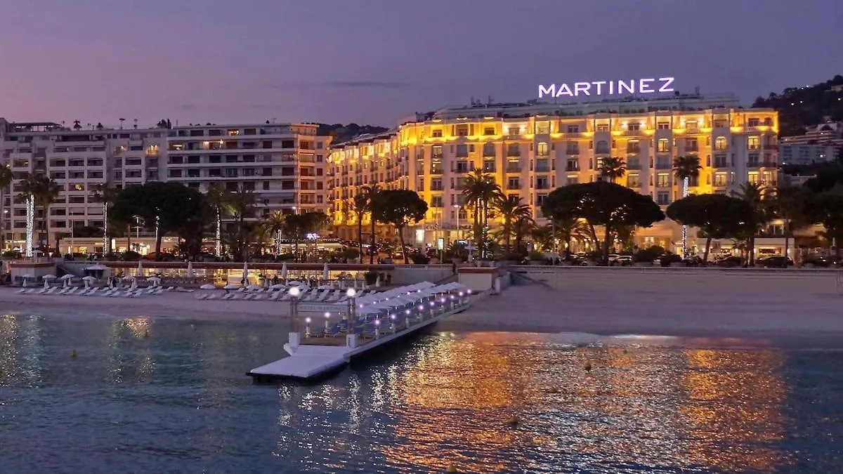 Luxury Appartment With Terrace And Side Sea View Cannes Lägenhet