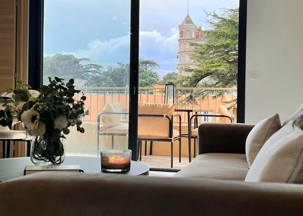 Luxury Appartment With Terrasse And Side Sea View Cannes